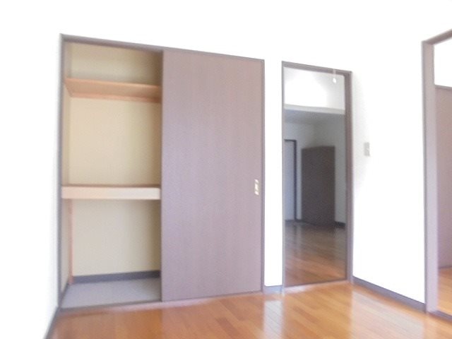  サンレジデンス大向