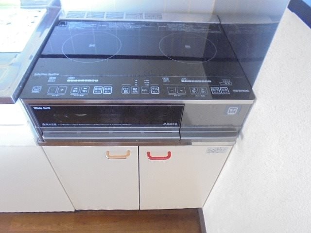  サンレジデンス大向