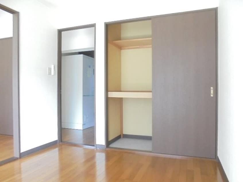  サンレジデンス大向