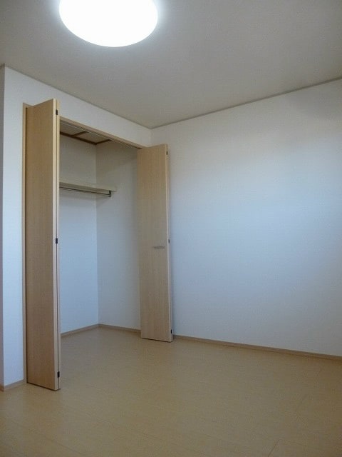  フレマリール若宮Ｄ