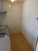 写真は203号室です。（参考） グレイスフル吉田