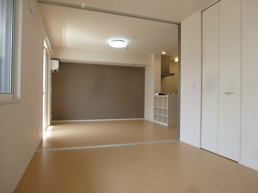 写真は203号室です。（参考） グレイスフル吉田