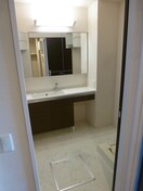 写真は203号室です。（参考） グレイスフル吉田