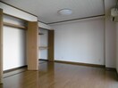 写真は　201号室 メゾン・ハピネスC棟