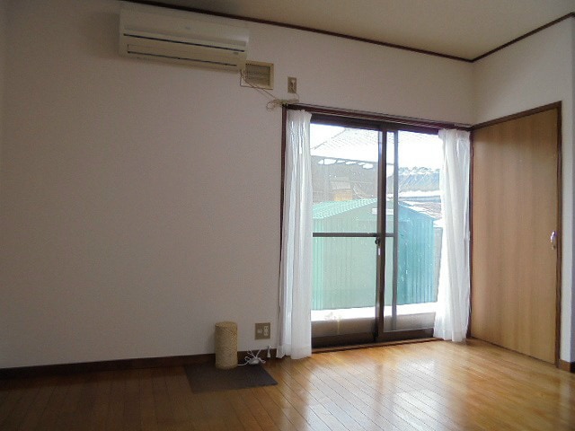 写真は101号室です（参考） 松岡ベース