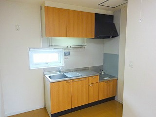 ファミーユいずもA棟