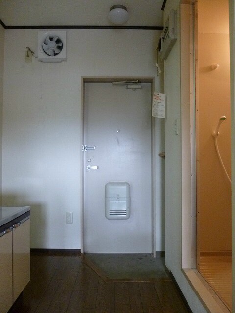 写真は106号室になります タウニィ幸