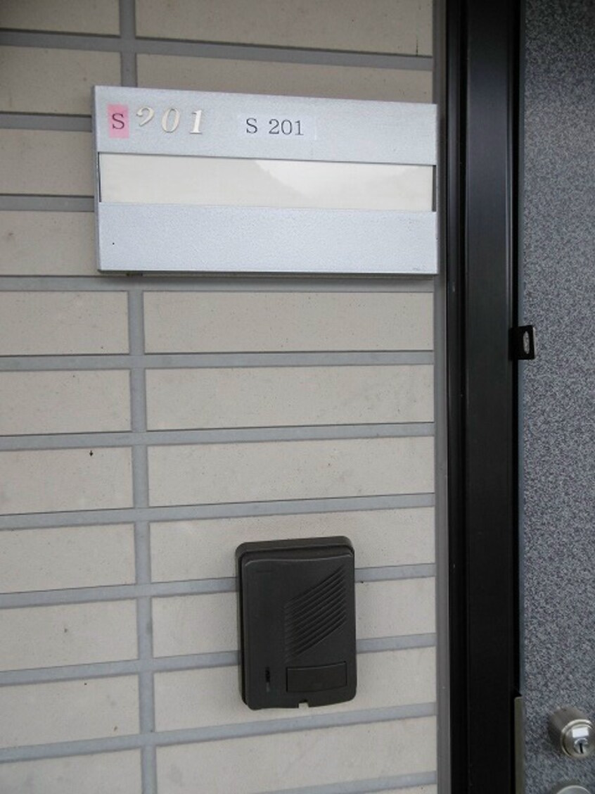 写真は別号室です。 長野電鉄長野線/権堂駅 徒歩28分 2階 築26年