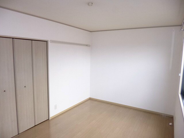 写真は102号室です（参考） ヴィラ岡村　西館