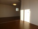 写真は302号室です（参考） アヴァンティＢ棟