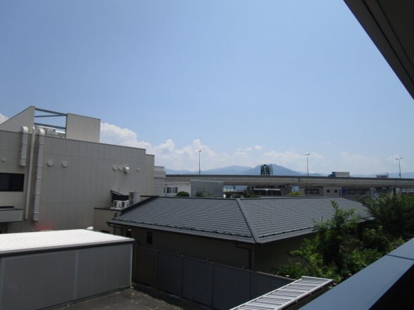 写真は201号室です（参考） フローラ稲葉