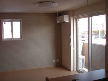 写真は201号室です（参考） フローラ稲葉