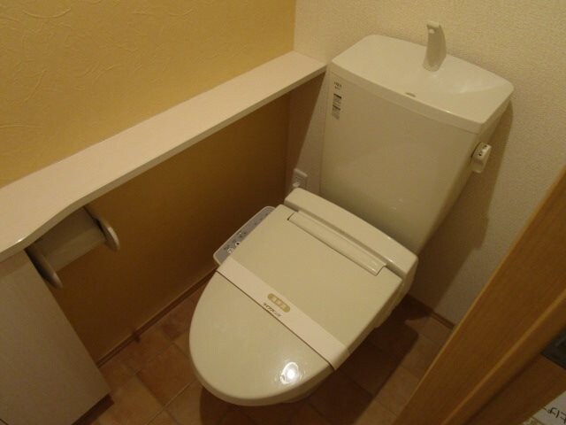 写真は201号室です（参考） フローラ稲葉