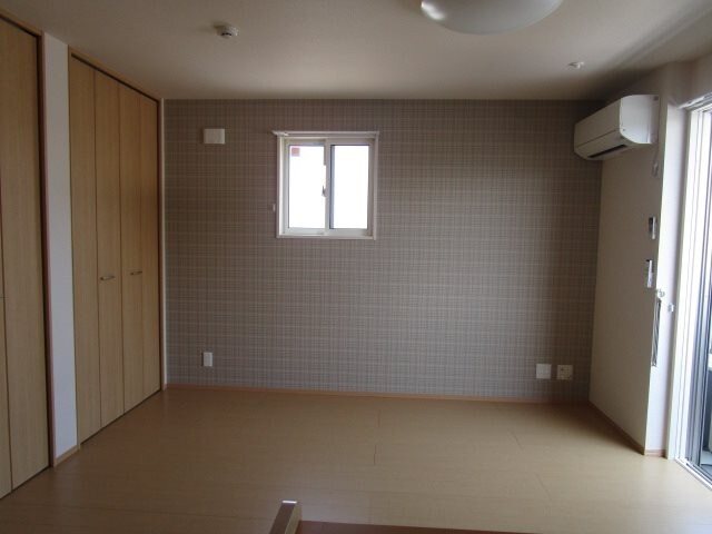 写真は201号室です（参考） フローラ稲葉