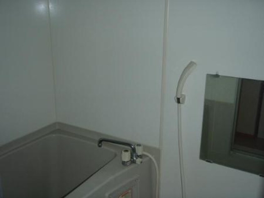 写真は102号室です（参考） マウンテンハウス