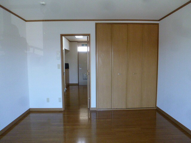 ※写真は205号室のお部屋です。 ディンプル島田