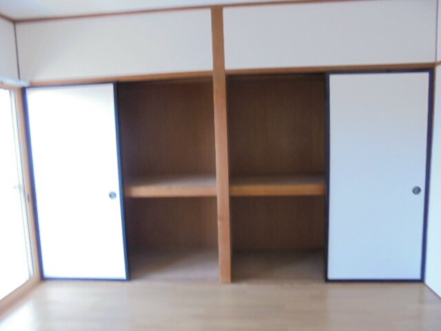 写真は205号室です（参考） エコーハイツ小林