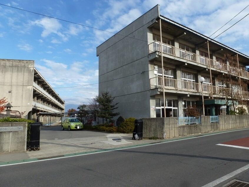 長野市立朝陽小学校(小学校)まで1257m グリーン・ビレッジ