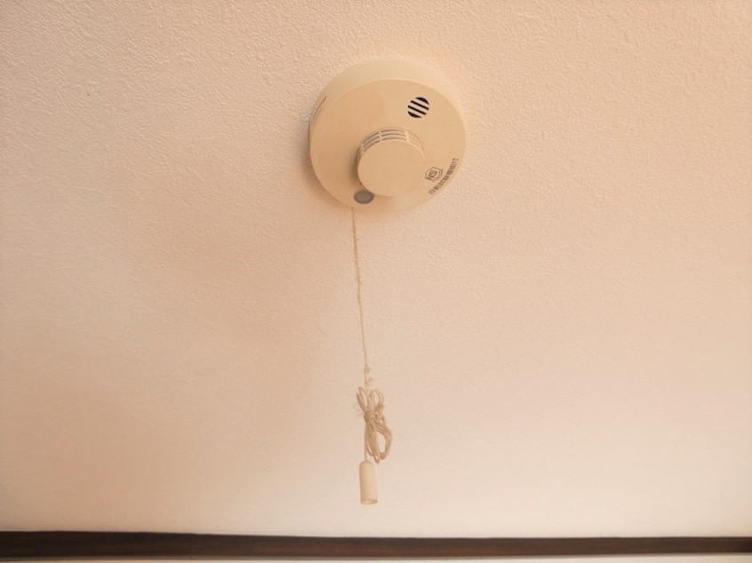 写真は202号室です。（参考） シャンブル花岡