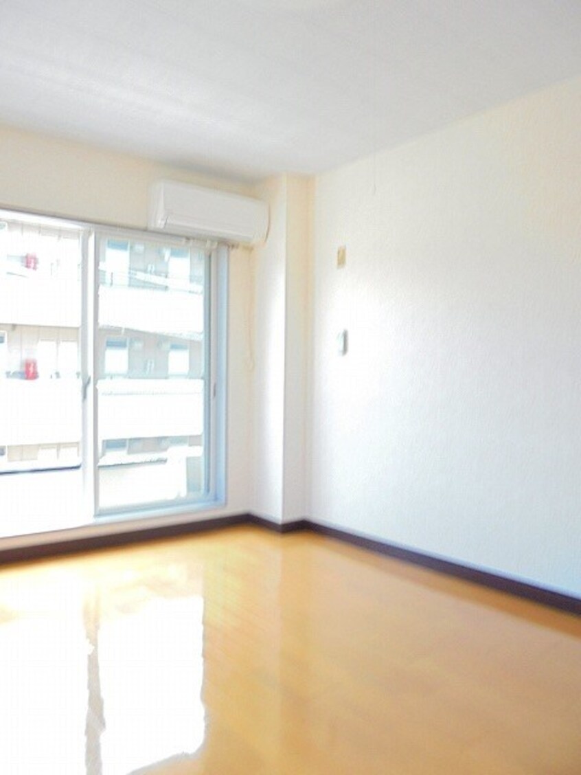 写真は305号室です コーポ・ビックウェイブＮ棟