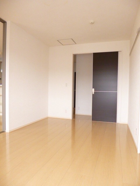 ※写真は203号室です モダンコート稲田