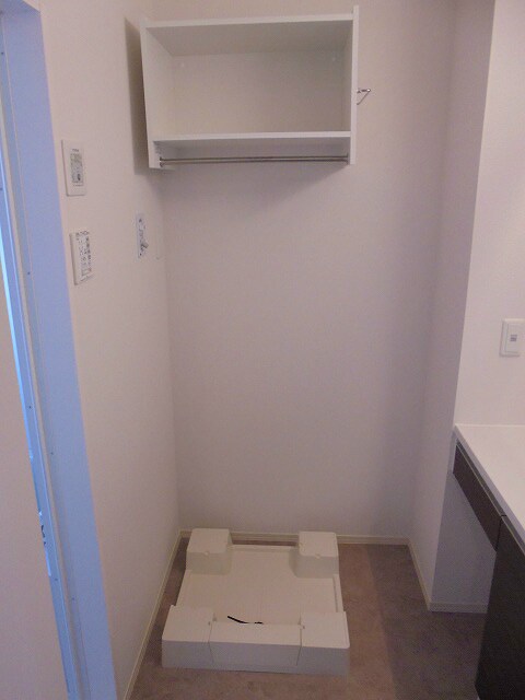 洗濯機置き場 45：北屋島線/古牧小学校前 1階 築9年