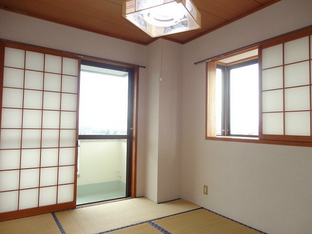  ファミーユ大豆島