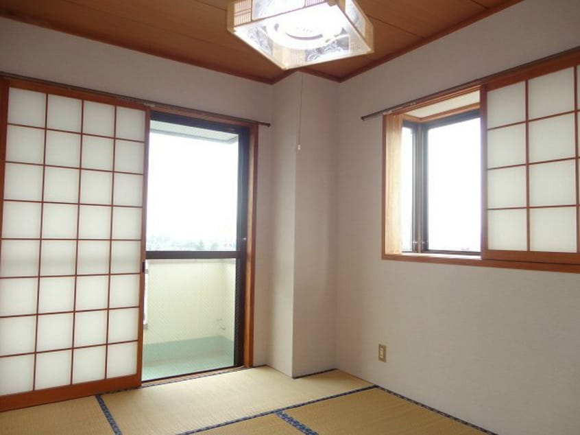  ファミーユ大豆島