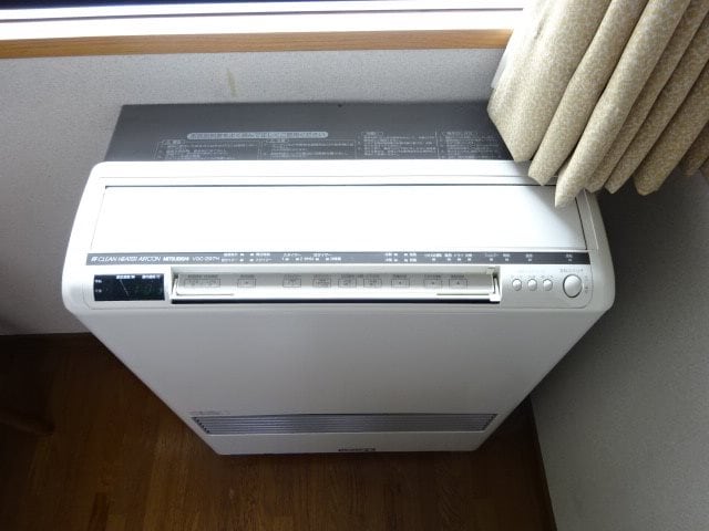 写真は203号室です。（参考） グランディオーゼナガノ