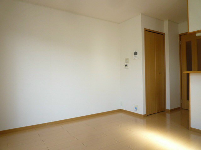 写真は201号室です パインヒルズ