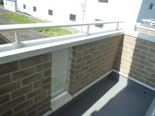 写真は201号室です パインヒルズ