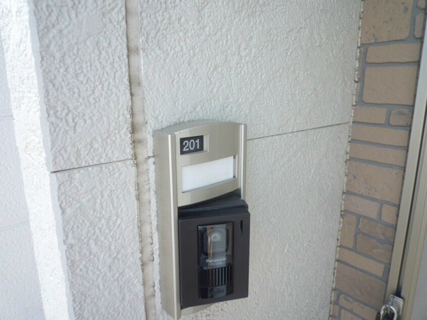 写真は201号室です パインヒルズ