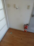 洗濯機置き場　写真は101号室です ラフィーネST B