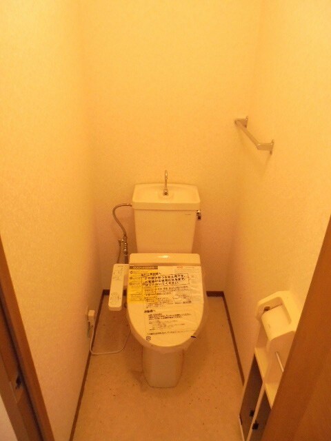 写真は102号室です（参考） 三才パレスA