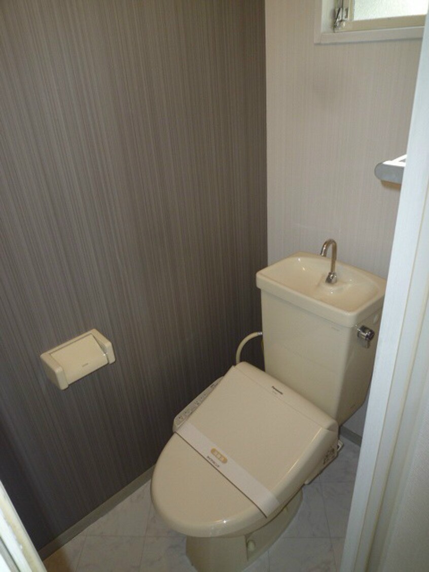  セジュール湯谷B