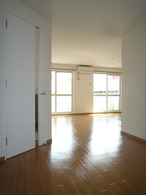  セジュール湯谷B