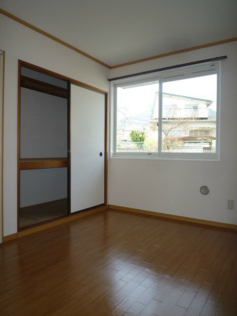  セジュール湯谷B