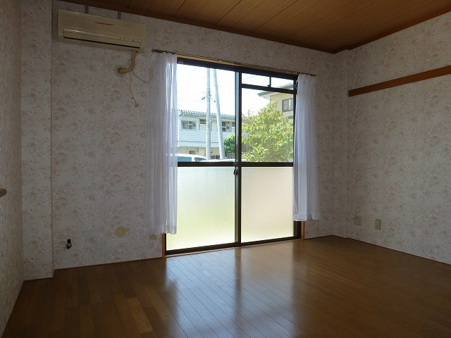 写真は102号室です プチメゾン栗田