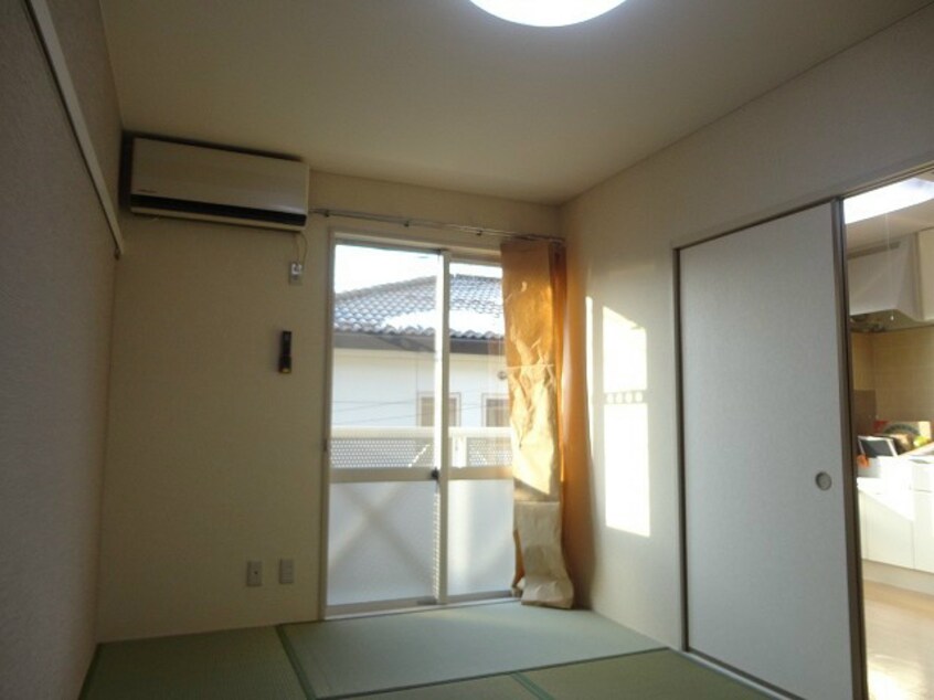 ※写真は別号室です（反転） グリーンマウント本城Ｗ棟