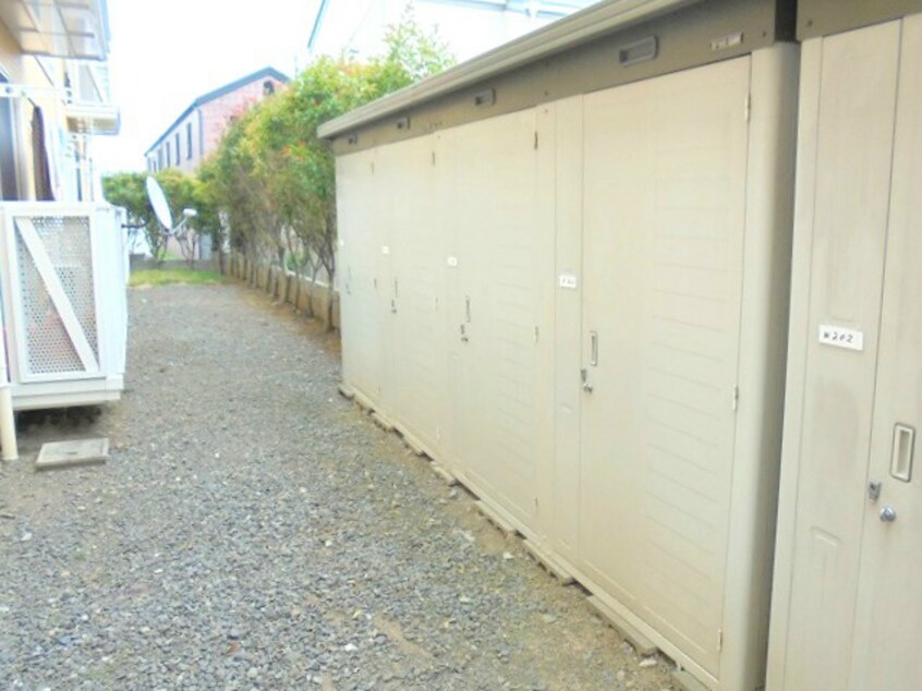 各戸専用物置あり グリーンマウント本城Ｗ棟