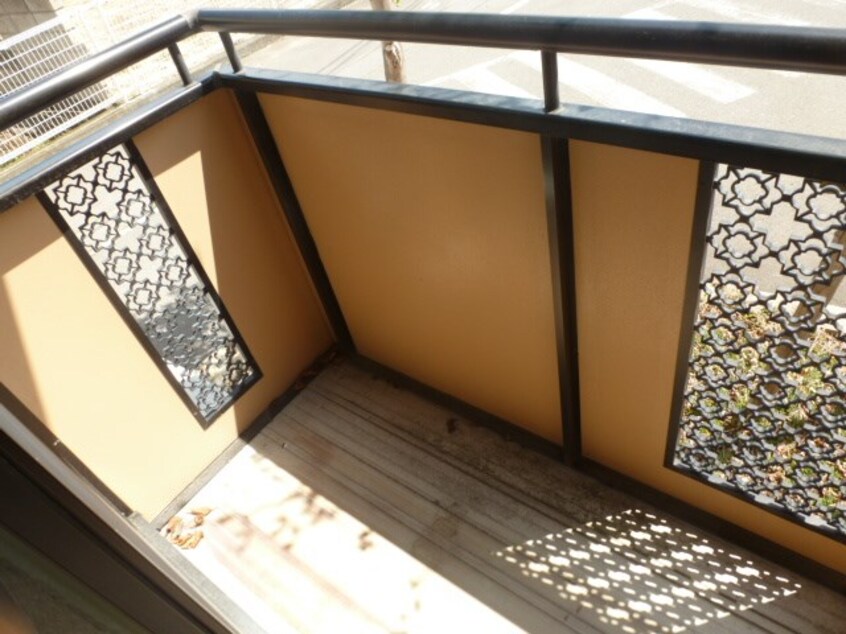 写真は別号室です。 グランドール南沖B