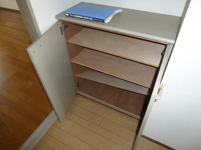 写真は別号室です。 グランドール南沖B