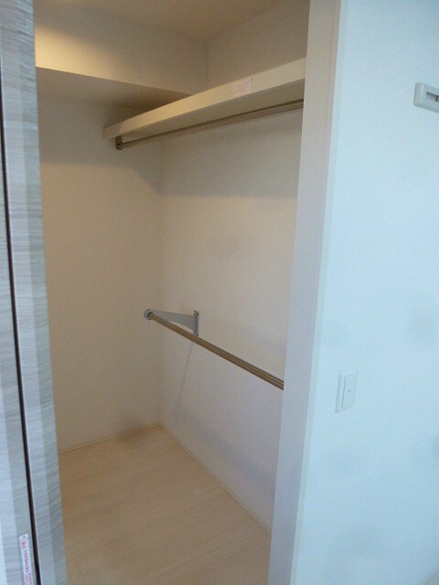 写真は102号室です（参照） クレストコート