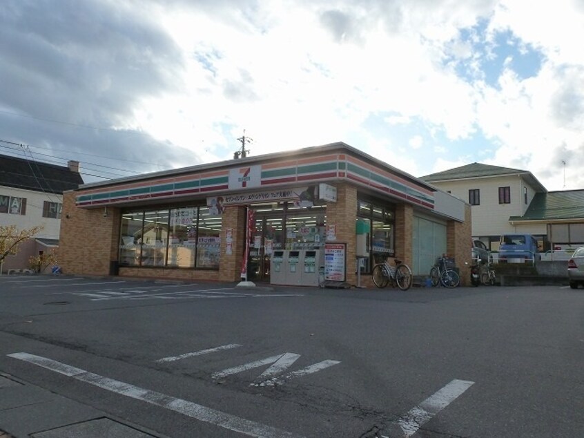 ｾﾌﾞﾝｲﾚﾌﾞﾝ 長野徳間店(コンビニ)まで238m ハイツＴ・Ｈ