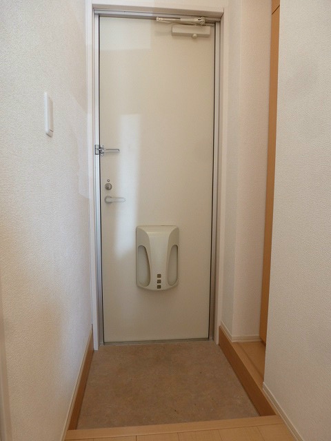  アネーロ　マリ