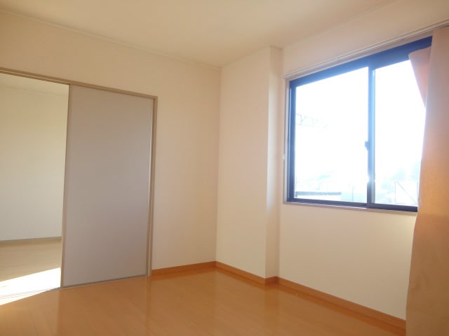  ファミールメゾン恵