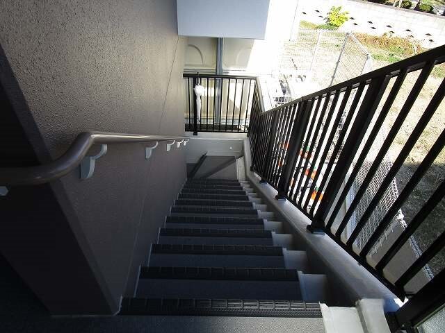  アリービオ東口