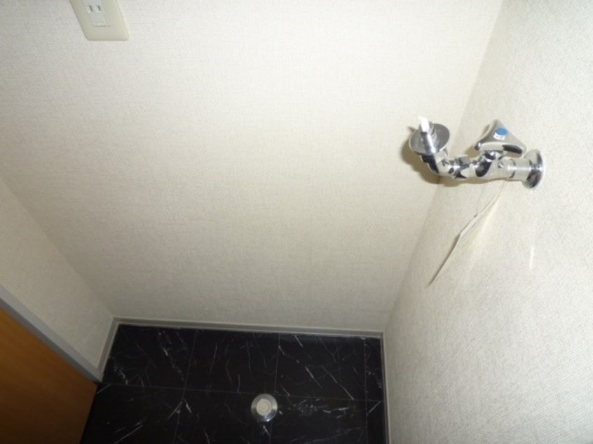写真は102号室です。（参考） ディアス向日葵Ｂ棟