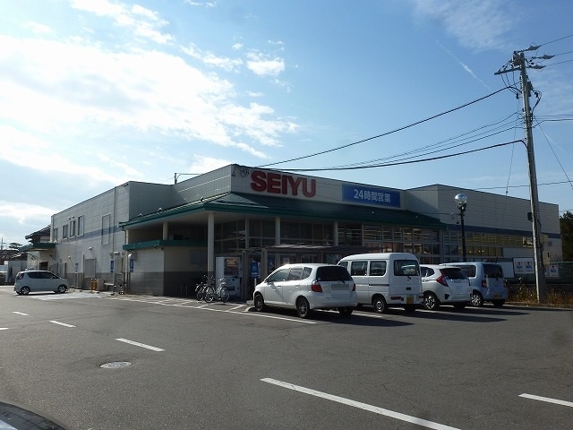 西友 高田店(スーパー)まで595m 北条ライブタウンＤ棟