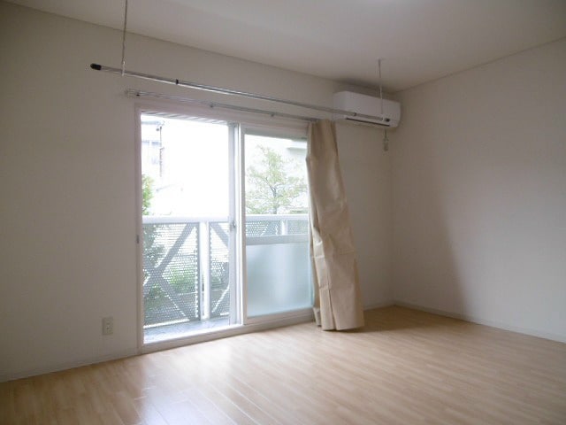 ※写真は102です レーベン美里C棟